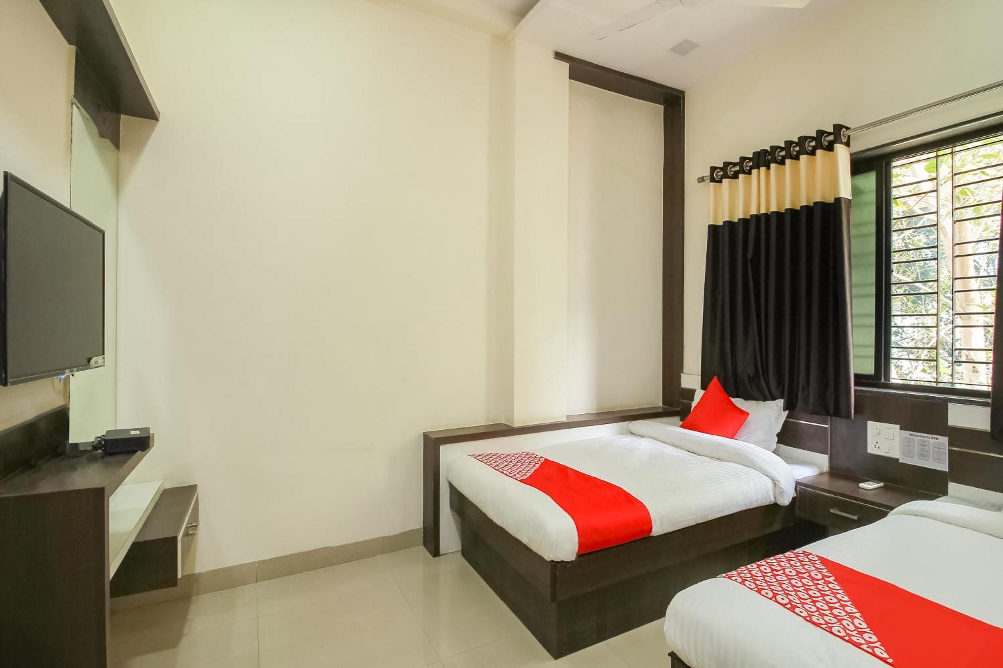 Hotel O Unique Inn Dhule المظهر الخارجي الصورة